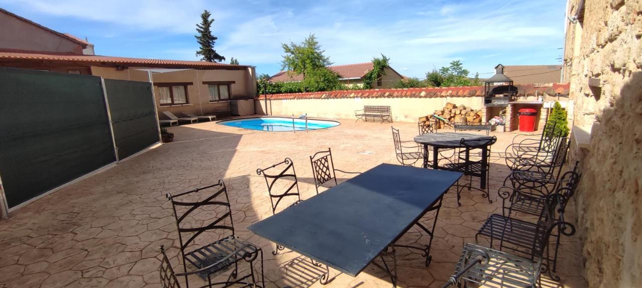 Palacio De Holiday home Velamazan
