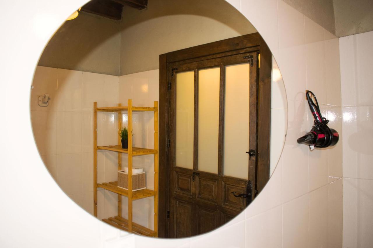 Palacio De Holiday home Velamazan